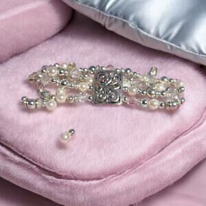 Retro New in Pack Broken Stretch bracelet with Crystal and Silver Tone Beads